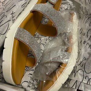 Sallee Sporty Flatform Sandal - Silver Bling